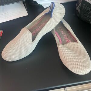 Rothys The Lounge Loafer Size 8